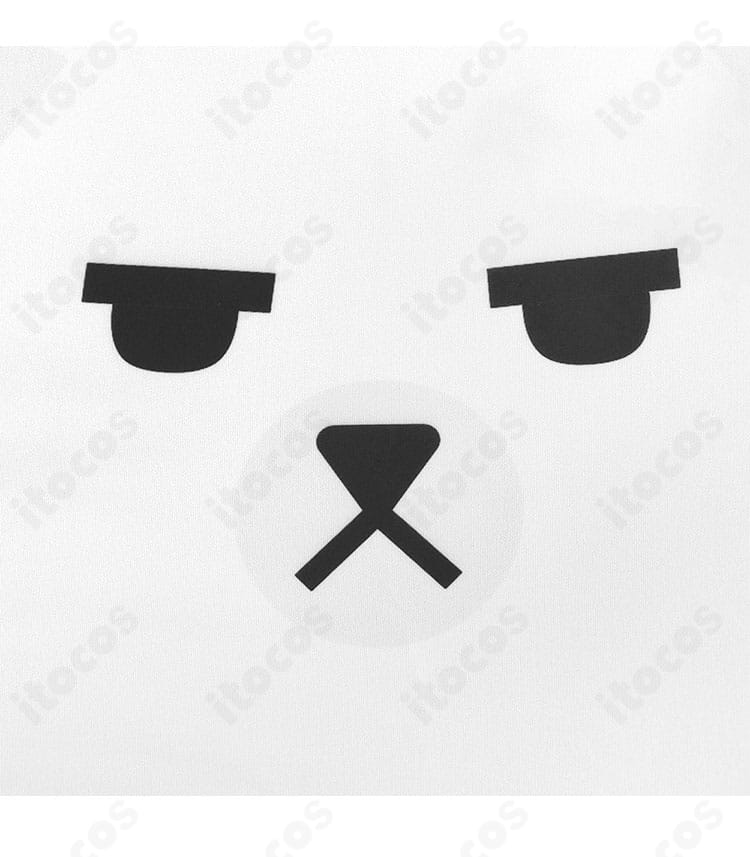 ミラ パジャマの襟元ディテール。パイピングやステッチの美しさ、繊細な装飾をクローズアップ