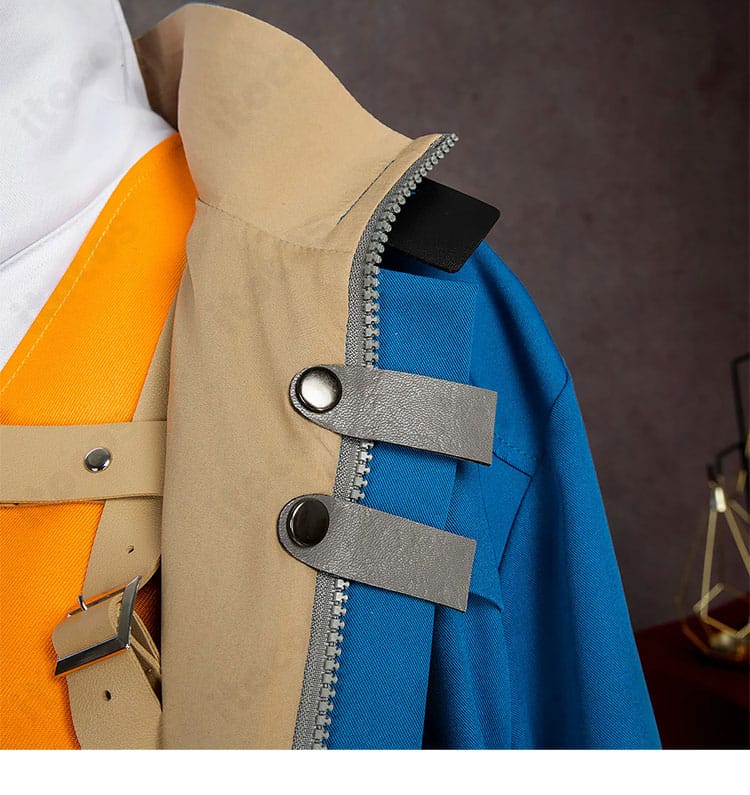 ユニカ コスプレ衣装の胸元装飾ディテール。モチーフの位置関係と立体感を表現。