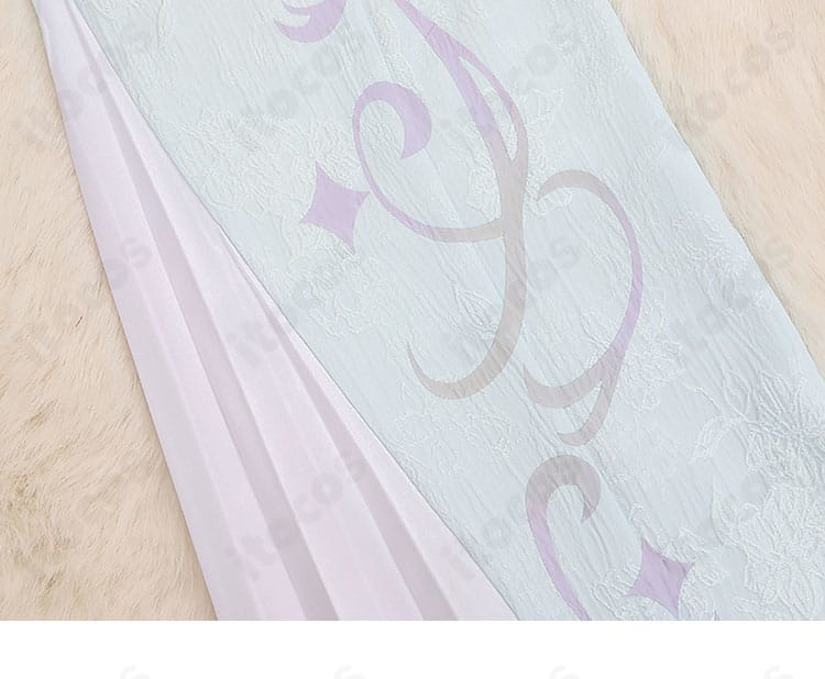 神代類衣装のズボン花柄装飾ディテール。柄配置と発色で世界観を忠実に再現。