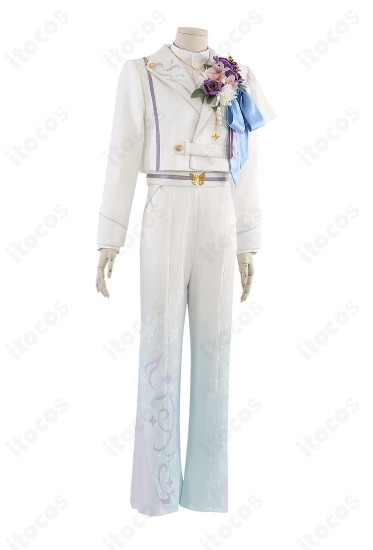 神代類コスプレ衣装の側面シルエット。コートのラインとウエストのバランスが美しく見える設計。