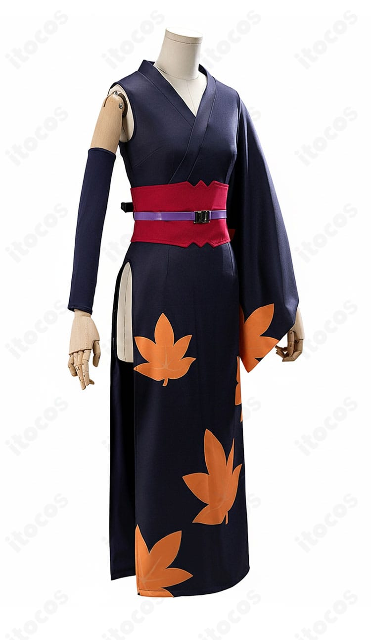 銀魂 月詠 コスプレ衣装 側面ディテール。袖の落ち感とウエストライン、裾のシルエットを確認できる画像。