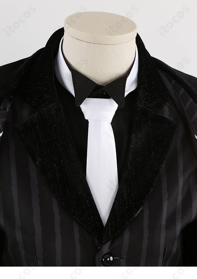 ツイステッドワンダーランド ジャミル ナイトメアースーツの襟元クローズアップ。フォーマルな襟周りの縫製と質感