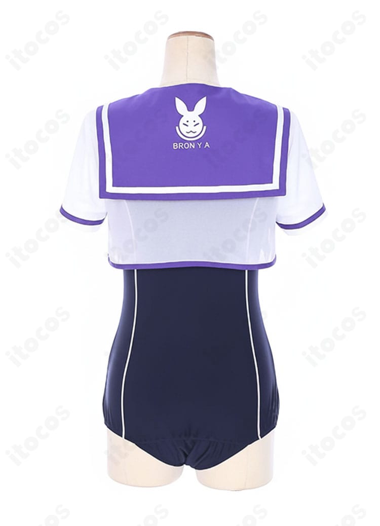 崩壊3rd ブローニャ・ザイチク スクール水着の背面図。肩から背中にかけて滑らかなラインが美しい。