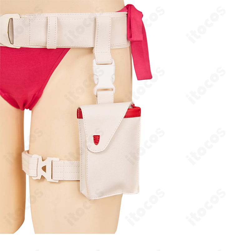 ストリートファイター6 キャミィ水着コスプレ 腰ベルト・飾りのディテール。アクセントでスタイルを強調