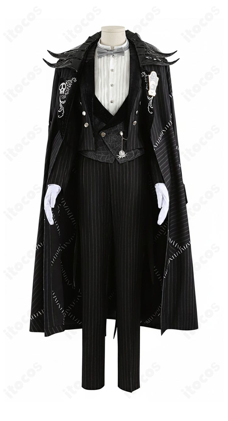 正面ディテール｜高発色のコートとベスト、蝶ネクタイを備えたレオナ ナイトメアースーツの正面カット