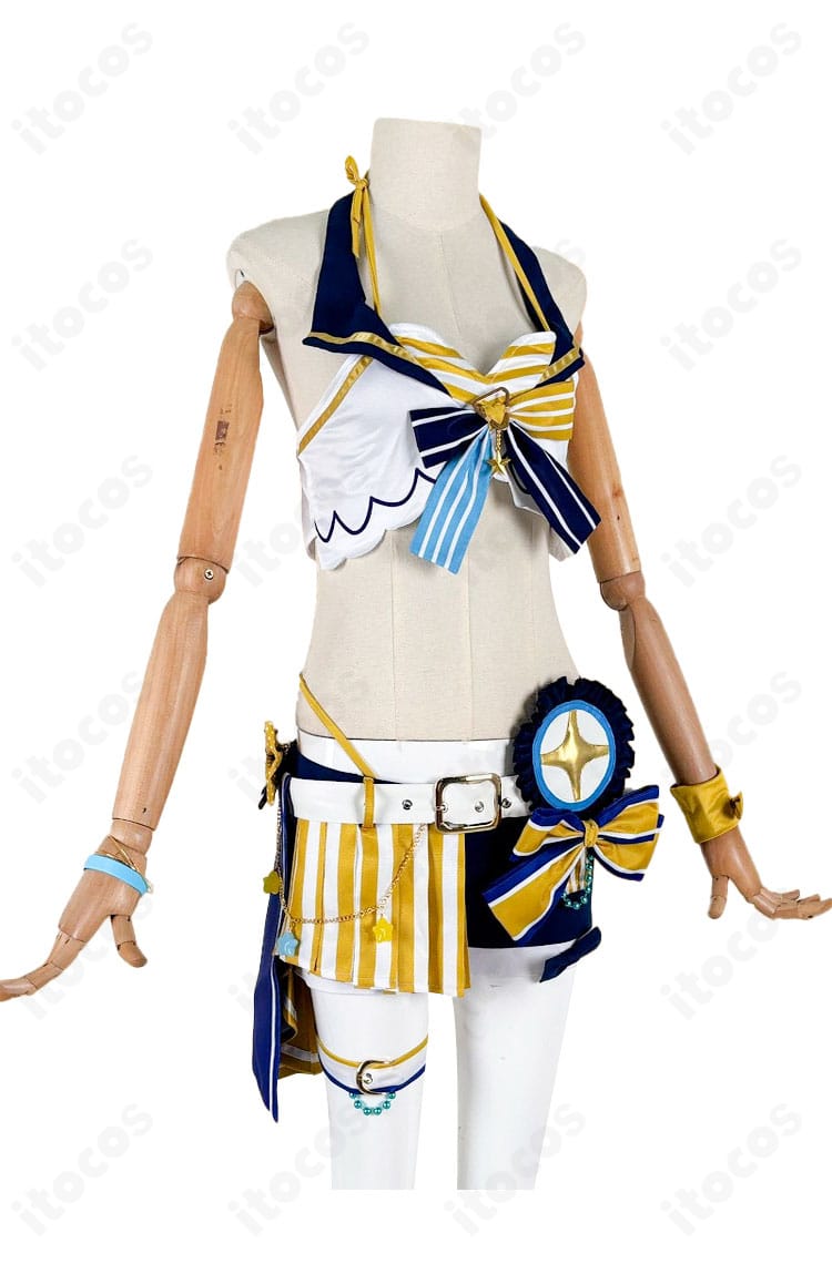 ホロライブ アーニャ・メルフィッサ水着コス 右側面。腰飾りとショートパンツのライン、可動性を重視したパターンで動きやすさを再現。