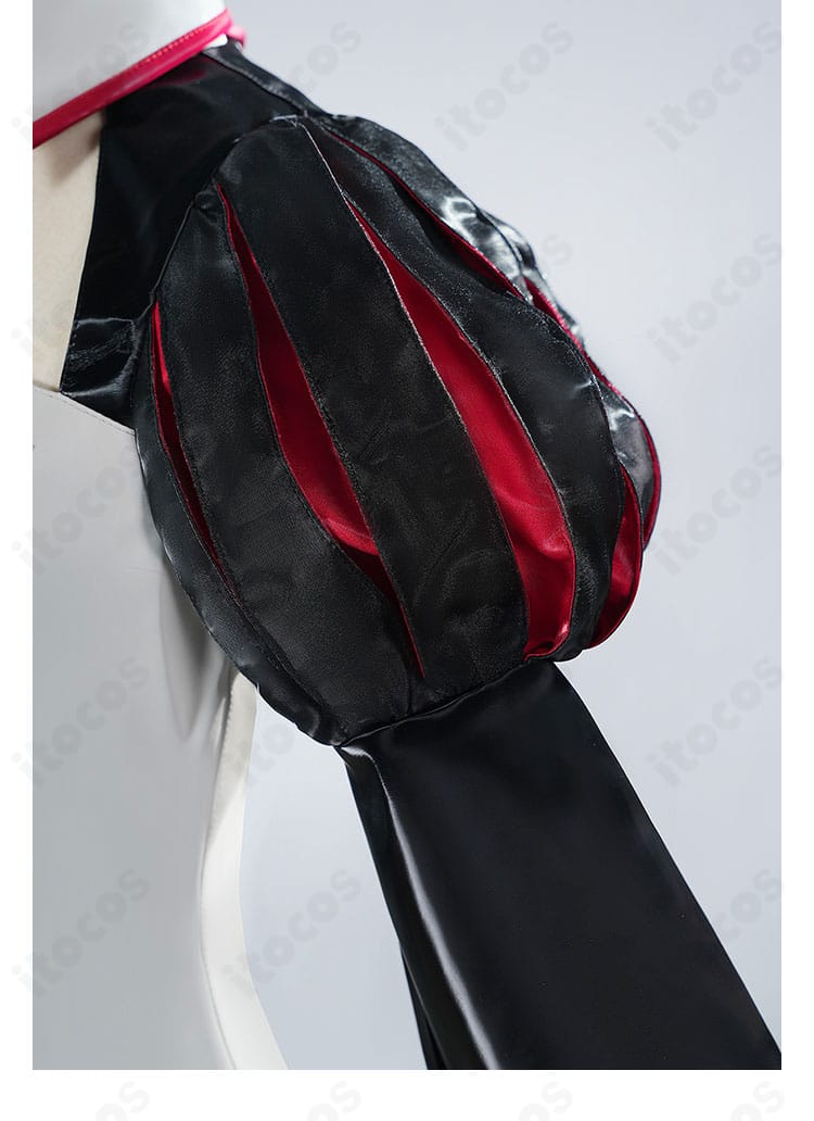 雑音ミク コスプレ衣装 肩と袖の装飾ディテール。肩線の処理と袖口の仕上げでキャラクターらしさを表現。