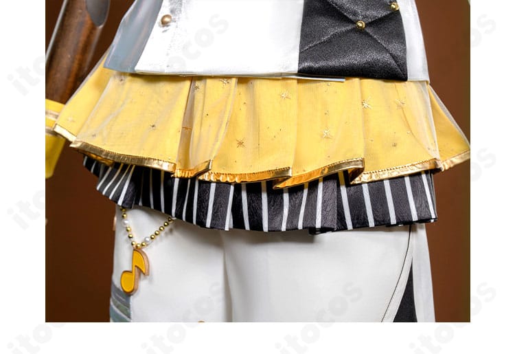 プロジェクトセカイ 鏡音レン衣装のスカート裾装飾のクローズアップ。パイピングとヘムの始末が見える