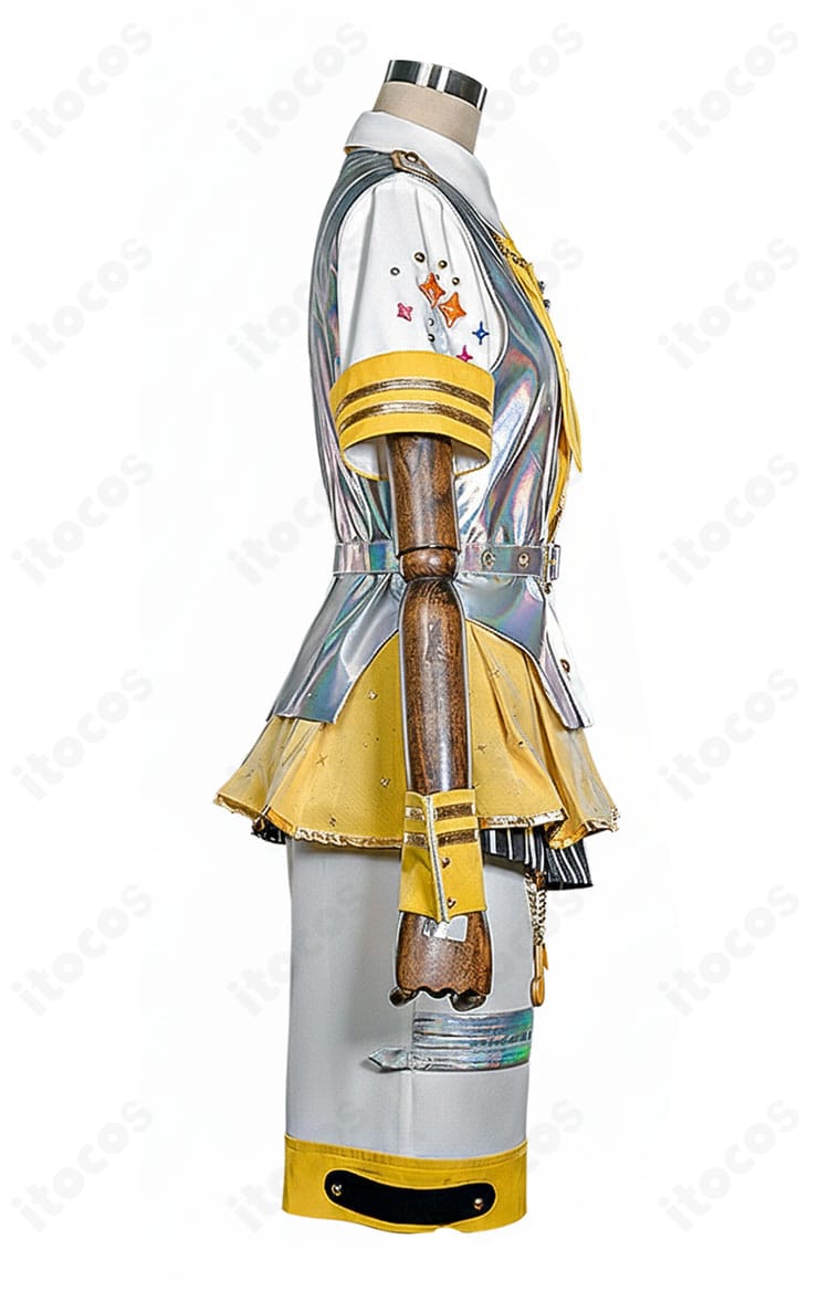 鏡音レン 5th Anniversary 感謝祭コスの右側ディテール。肩から腰にかけての装飾と縫製仕上げのアップ