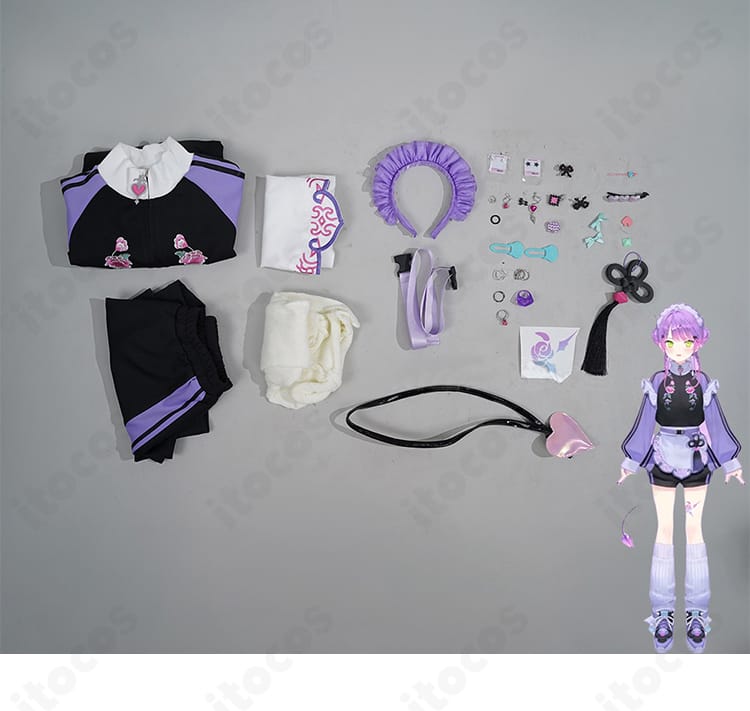 常闇トワ メイド風ジャージ衣装のセット内容一式。トップス・ショートパンツ・エプロン等を並べた画像