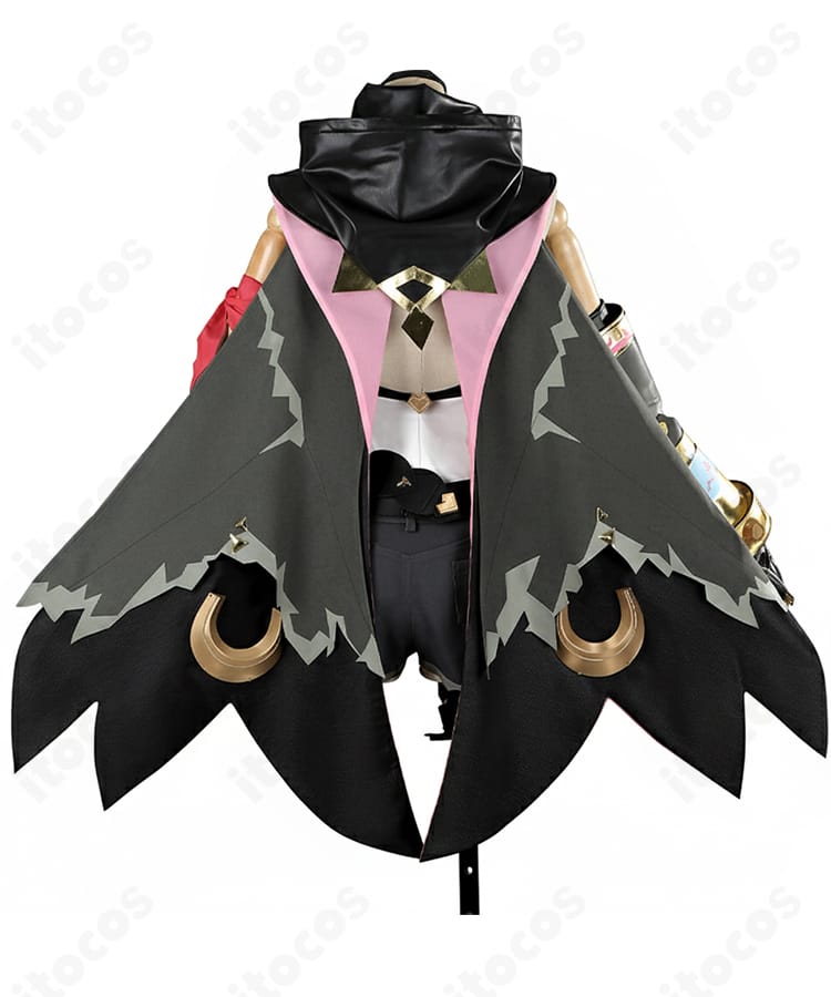 原神 ヤフォダ コスプレ衣装の背面全体。フード付きマントのドレープが際立つ