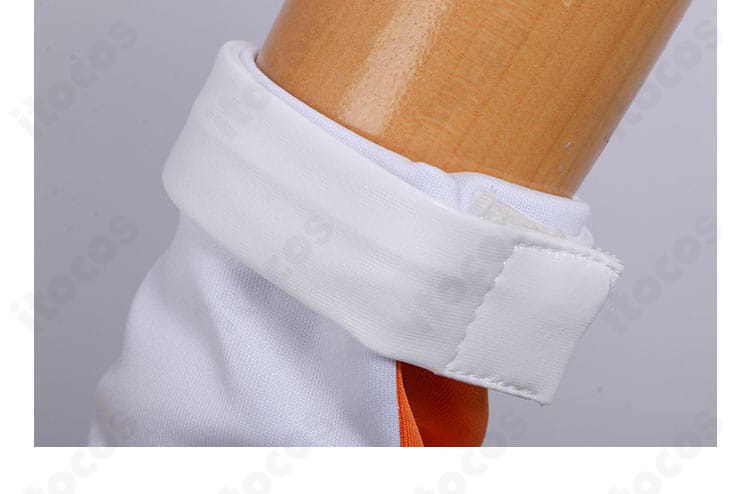 ガンスミスビッチ コスプレ手袋の手首まわりディテール。着用口の処理とフィット感が分かる写真