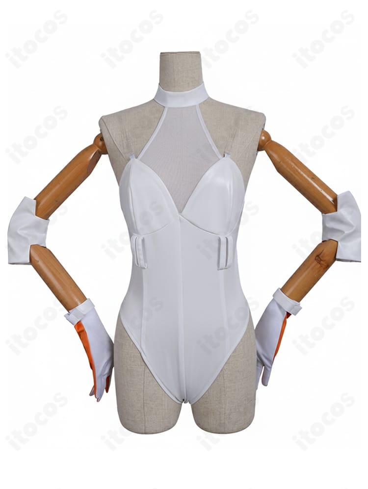 ガンスミスビッチ 衣装の襟元正面装飾ディテール。胸元の意匠と縫製を強調した近接画像