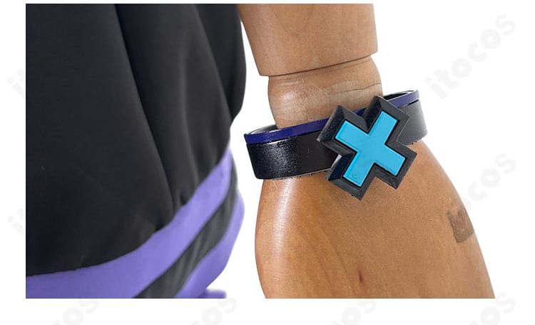 ネプテューヌ（大人）衣装の手首飾りディテール写真。ステッチと形状保持の仕立てがわかる近接カット。