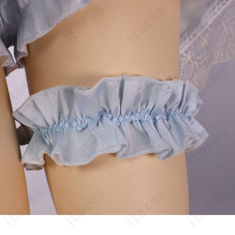 白銀ノエル 新衣装 レッグ・太もも装飾ディテール。レッグカバーと太もも飾りの質感が分かる。