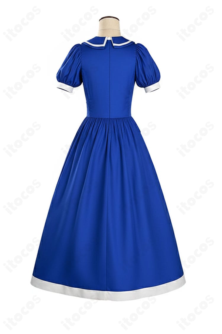 木之本桜 私服ワンピース衣装の背面図。後ろ姿まで丁寧に再現されたディテールと裾の広がりが分かる。