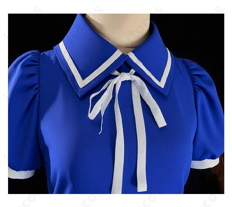 木之本桜 私服ワンピース衣装の襟元とリボンのディテール。上品で可愛らしいアクセントが近接で見える。