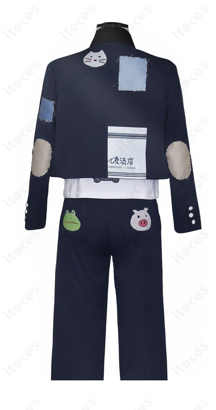 HUNDRED LINE 丸子楽 私服コスプレ衣装の背面写真。縫製とシルエットの仕上がり