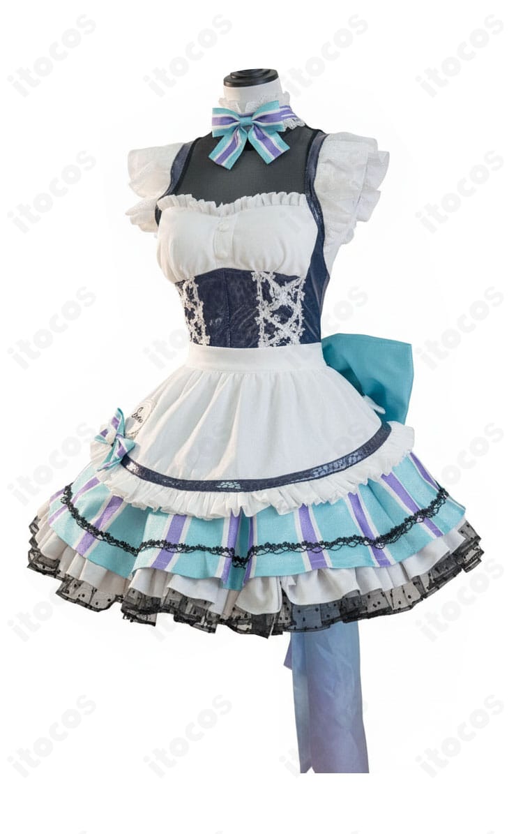 勝利の女神：NIKKE リトルマーメイド Abyss Flower コスプレ衣装の側面全身。フレアスカートとエプロンのラインが分かるアングル。