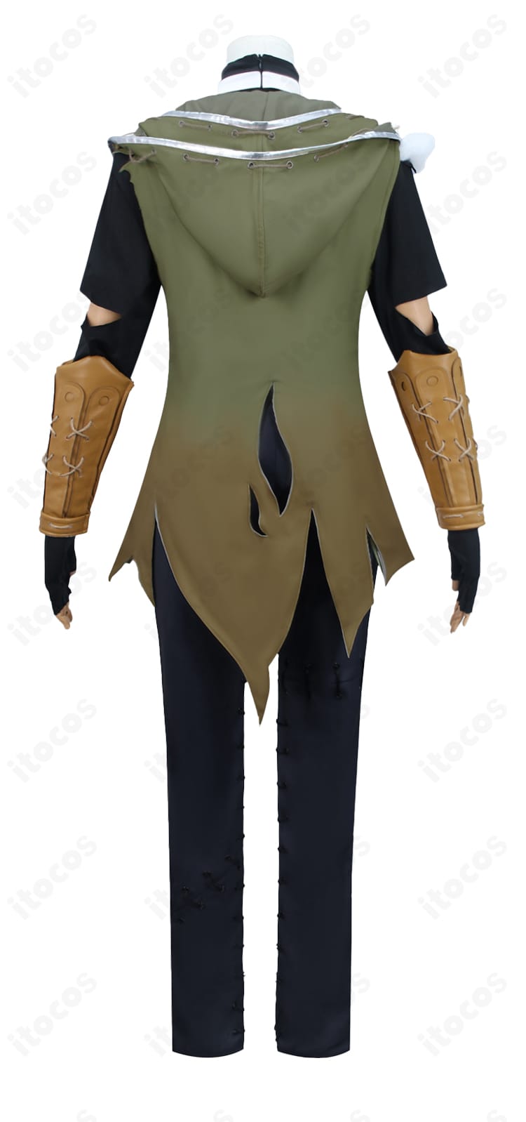 第五人格 傭兵 初期衣装 コスプレ衣装 背面全身写真｜フードとコート裾のラインをチェック