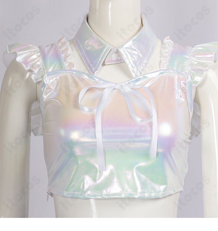 『雨上がりのアイリス』藤田ことね衣装の襟元・ネック装飾クローズアップ。つけ襟の質感とアクセントを詳細に。