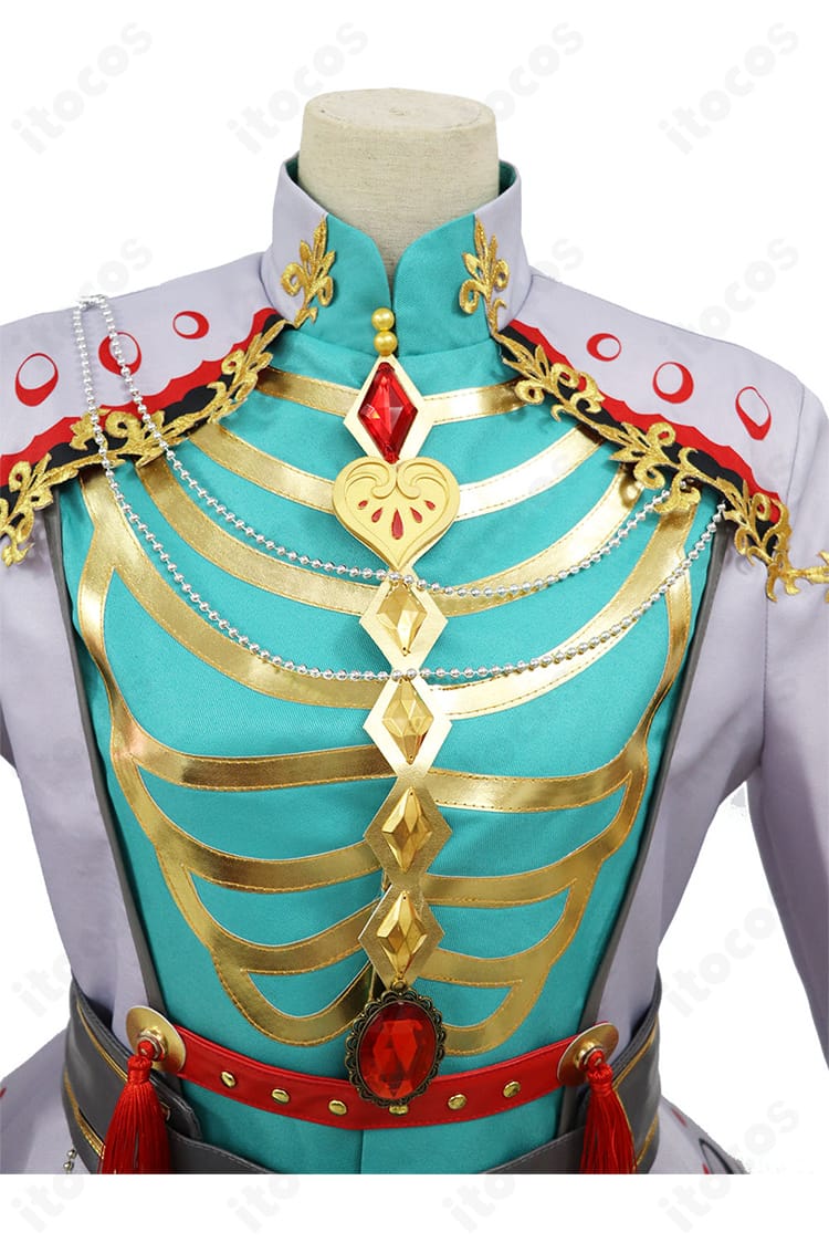 影片みか ダークロマンス（SCR）コスプレ 衣襟と胸飾りのディテール｜装飾の質感と取り付け仕様をクローズアップ