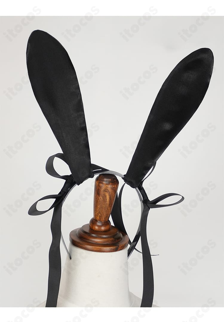 ALIEN STAGE ミジ うさ耳カチューシャと髪飾りのディテール。うさ耳の立体感と質感がわかる小物アップ。