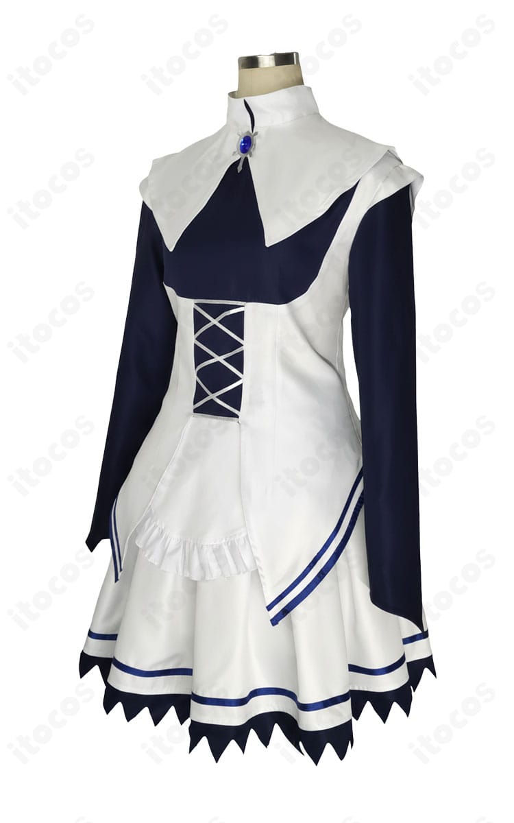 襟周りの接写。ステッチや生地の重なりが滑らかで、高級感のある縫製仕上げ。