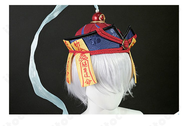 華甲 霊幻艦船新春夜 コスプレ衣装の帽子アップ。キョンシー風帽子に金色の符が輝く精巧な造形。