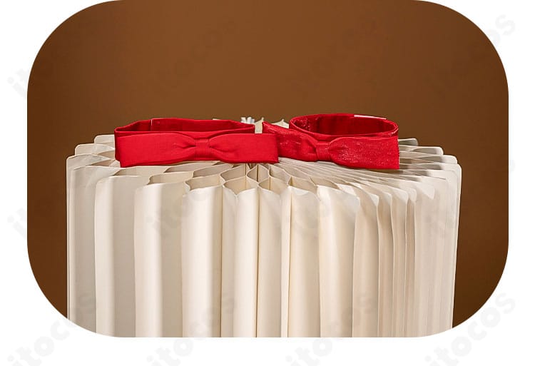 ツイステ ケイト・ダイヤモンド衣装の蝶ネクタイ装飾。キャラクター性を際立たせるポイント。