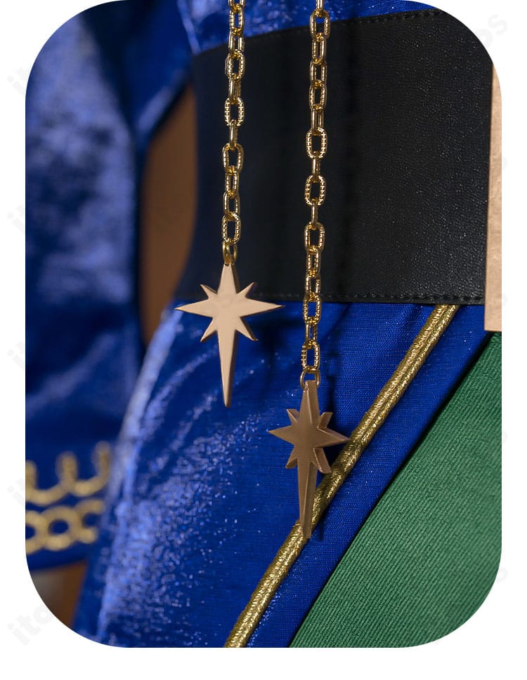 チェーン装飾のアップ｜金属チェーンの輝きがアクセント