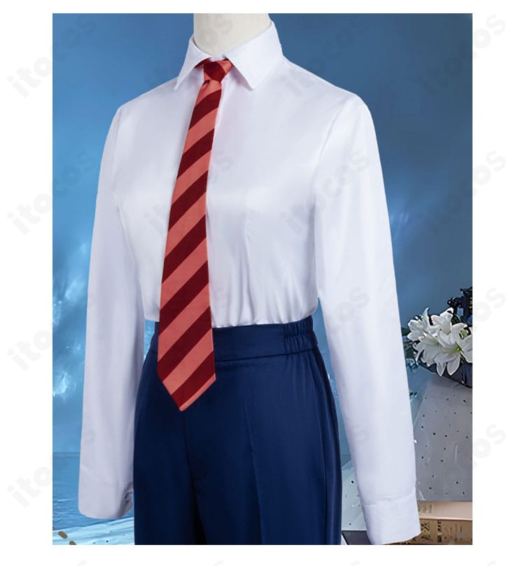 白い長袖シャツとネクタイ装飾の近接。質感と色味の統一で再現度を高めたディテール。