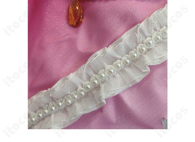 白鳥ひめ コスプレ衣装のスカート装飾。多層フリルがふんわり広がり、可憐な雰囲気を強調。