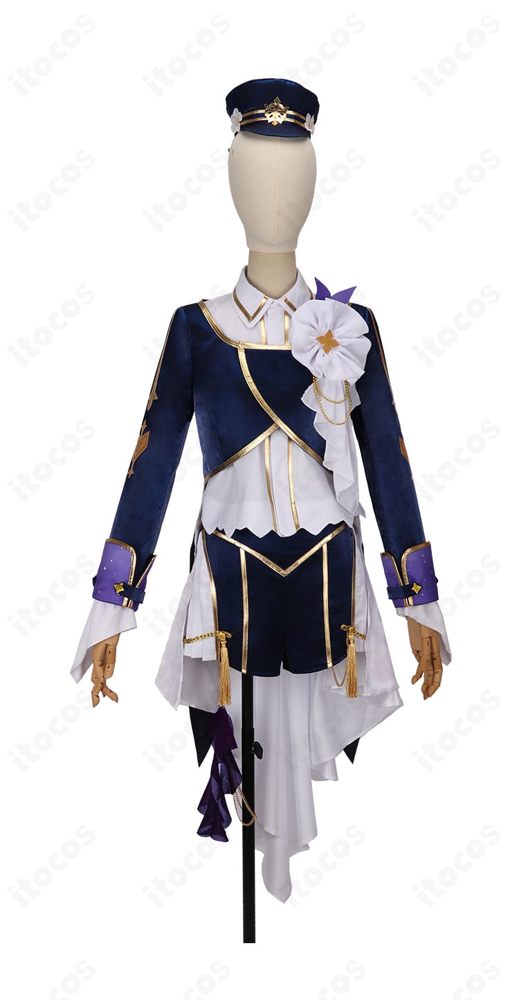 エナー・アールウェット OVERTURE 共通衣装の正面全体図。コート・ショートパンツ・帽子・胸飾り・チェーンのセット内容とシルエットが分かる画像。