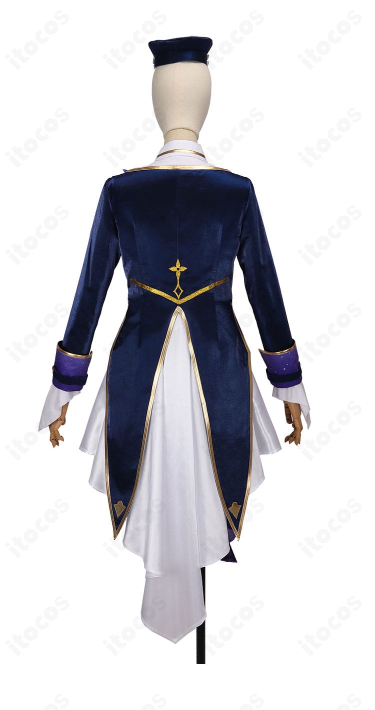 エナー・アールウェット コスプレ衣装の背面デザイン。コートのライン取りや装飾の配置、後ろ姿の美しい落ち感を確認できるカット。