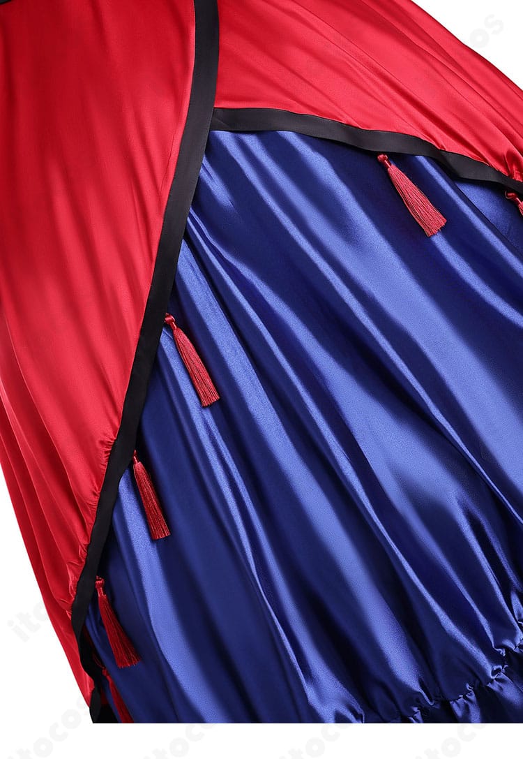 エリスの聖杯 スカーレット・カスティエル 裾フリンジ装飾。動くたびに揺れるフリンジの華やかさを捉えた画像。