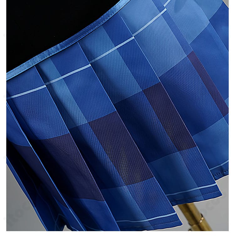 千歳くんはラムネ瓶のなか 制服コスプレ スカート裾のディテール。動きのあるフレア感と丁寧なプリーツ縫製。