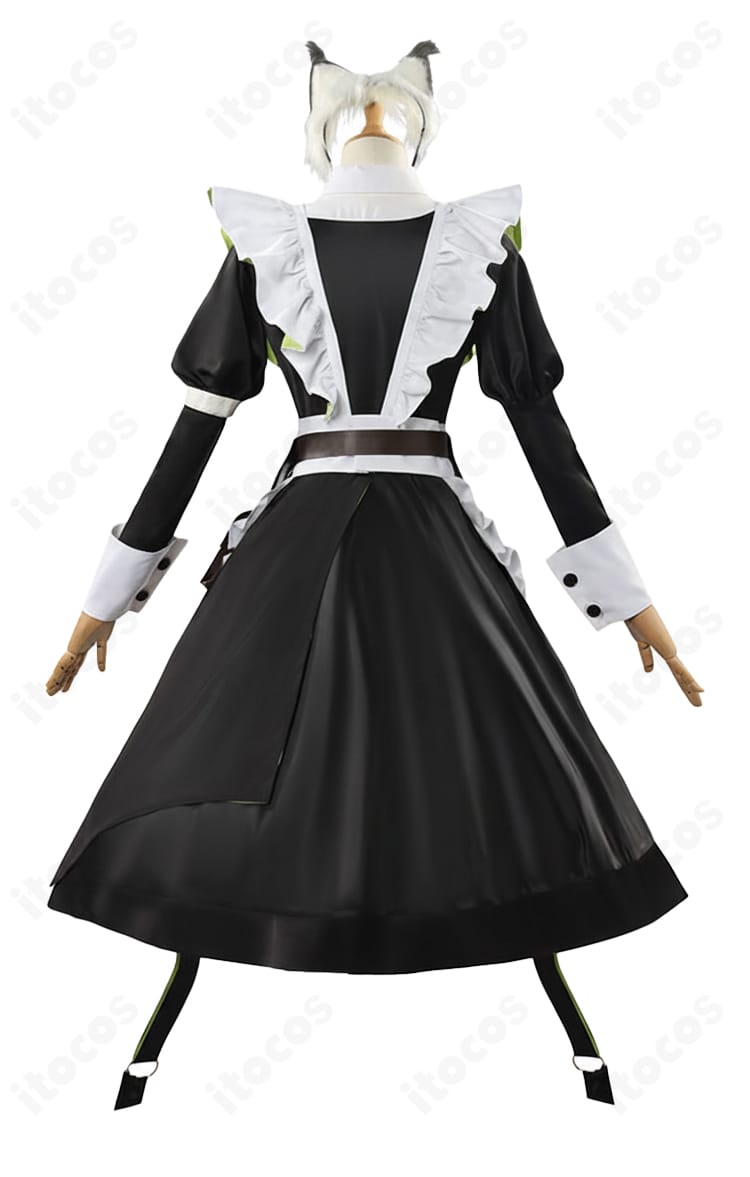 背面デザインの詳細。大きめリボンとベルトの配置、後ろ姿の再現度を示すショット。