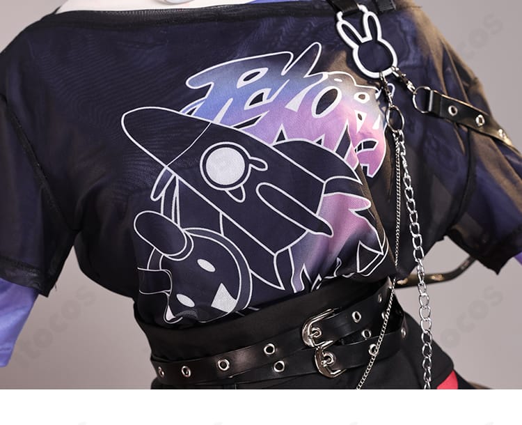 堕天使パンク衣装のインナー正面プリント。キャラクターらしさを引き立てる柄入り。