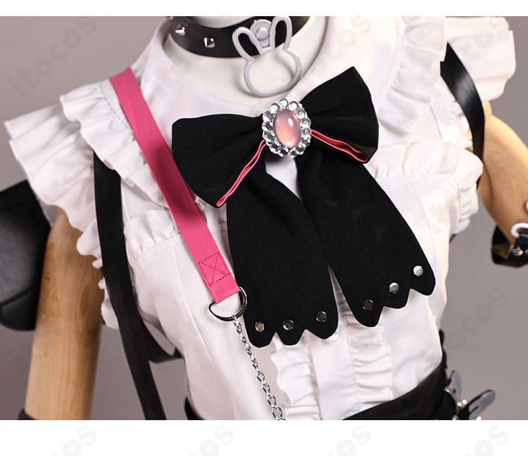 兎田ぺこら コスプレ衣装の襟元ディテール。ゴシック調の襟設計で存在感を強化。