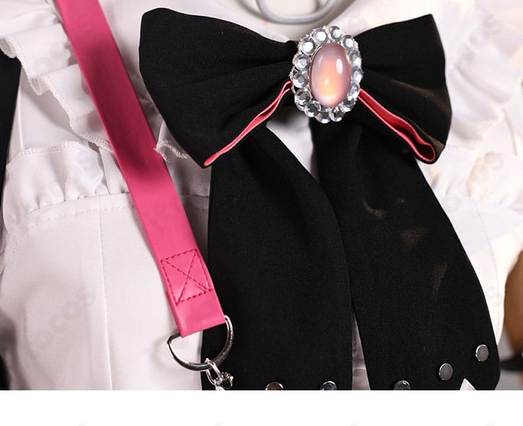 兎田ぺこら コスプレ衣装の蝶ネクタイ装飾。可愛らしさとクールさを両立するポイント。