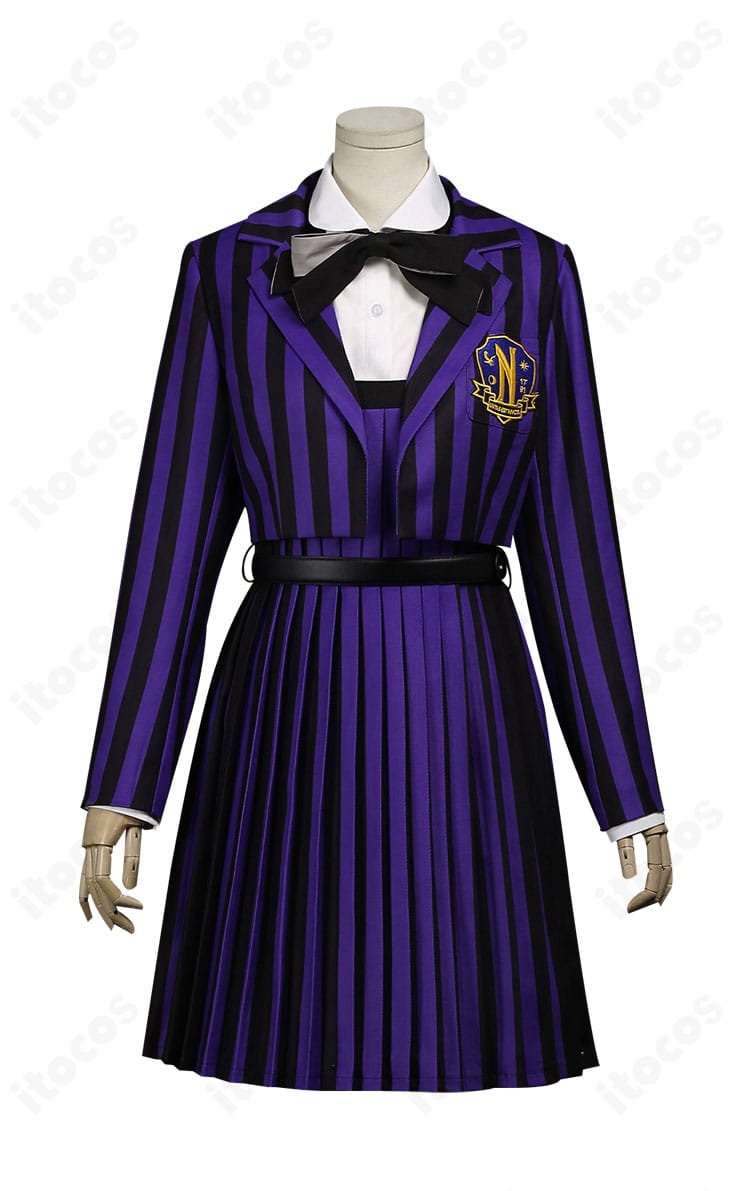 イーニッド・シンクレア コスプレ衣装の正面全体図。ブレザー、シャツ、スカート、リボン、ベルトの高再現セット。