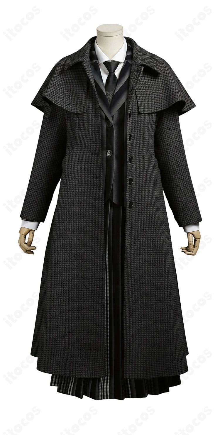 ウェンズデー・アダムス 学園制服S2 正面全体図｜黒×グレーストライプの上品なジャケットとスカート