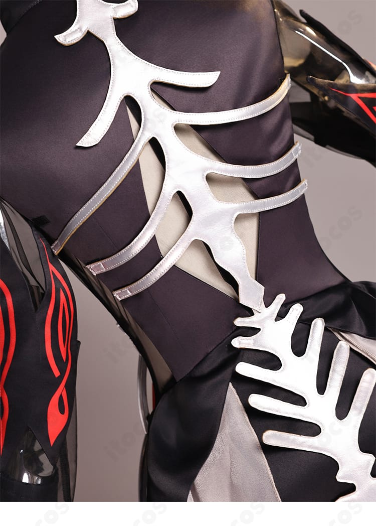 原神 ロノヴァ 死の執政 コスプレ衣装の背面ディテールアップ。素材感と縫製の仕上がりを拡大で確認。