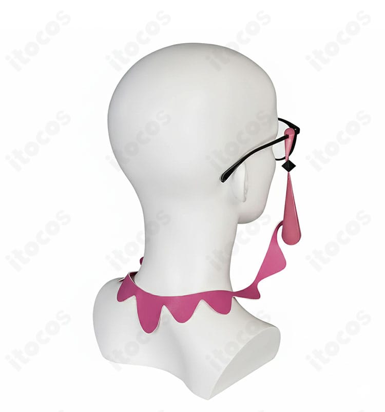 メガネ背面のディテール。細部まで仕上げられたカラスバ衣装用アクセサリー。