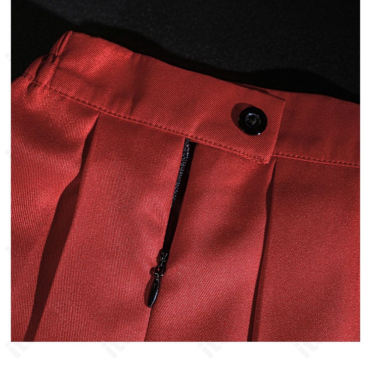 大鳳バニー衣装のスカート部分のボタンとファスナー、縫製の細部が分かる写真