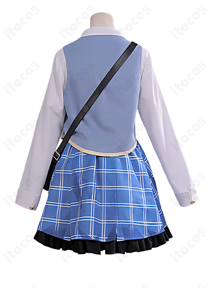 襟元・リボン部分のアップ。ステッチの整いと装飾の仕上げが分かるディテール写真。