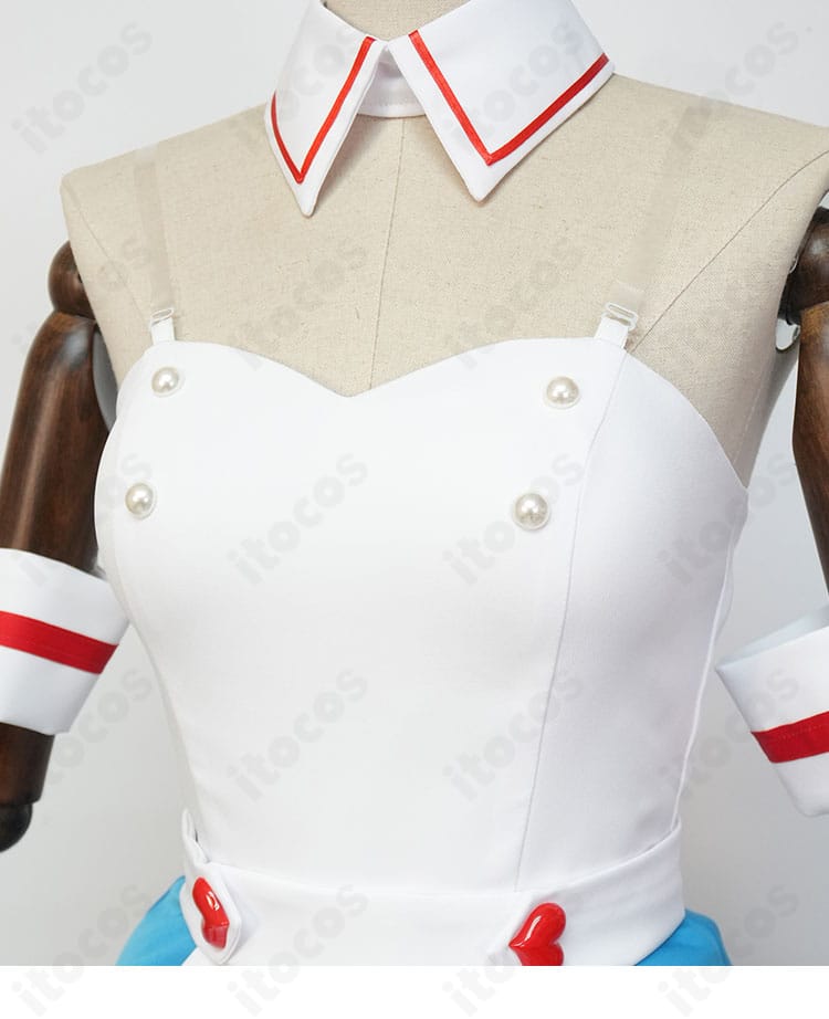 初音ミク 愛属性コスプレ衣装の襟元ディテール。襟のラインや縫製の仕上がり、素材感を拡大で確認可能。