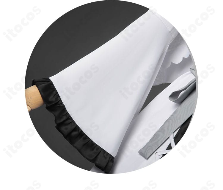 氷上メルル コスプレ衣装の袖装飾アップ。柔らかな動きと装飾のコントラストを表現