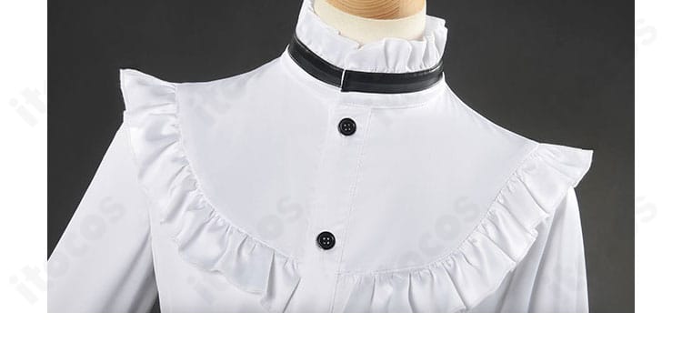 氷上メルル コスプレ衣装の襟元装飾アップ。繊細な意匠と質感が映えるクローズアップ